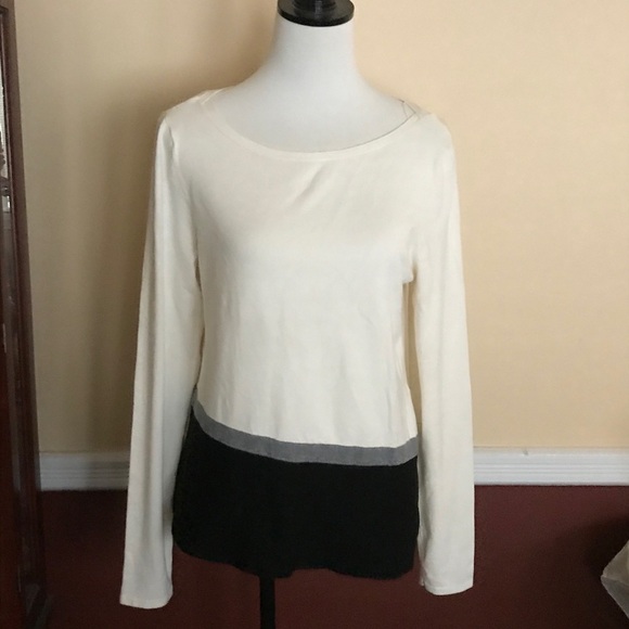 White House Black Market sweater size large - Picture 3 of 6